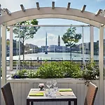 Mercure Centre Bassin Du Commerce Отель Гавр