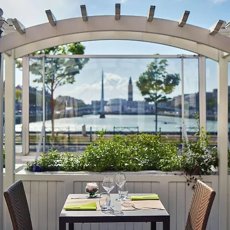 Mercure Centre Bassin Du Commerce Hotel Le Havre
