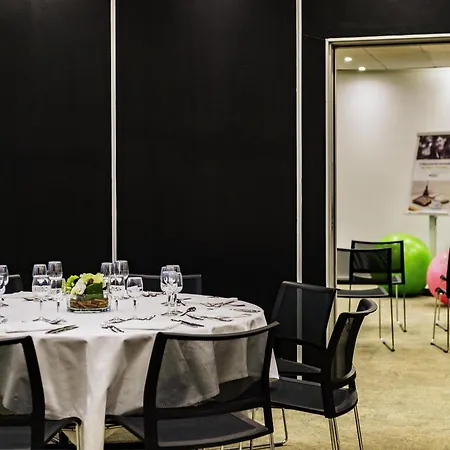 Mercure Centre Bassin Du Commerce 4* Le Havre