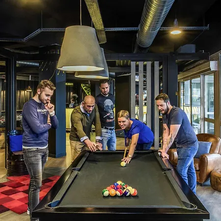 Mercure Centre Bassin Du Commerce 4*