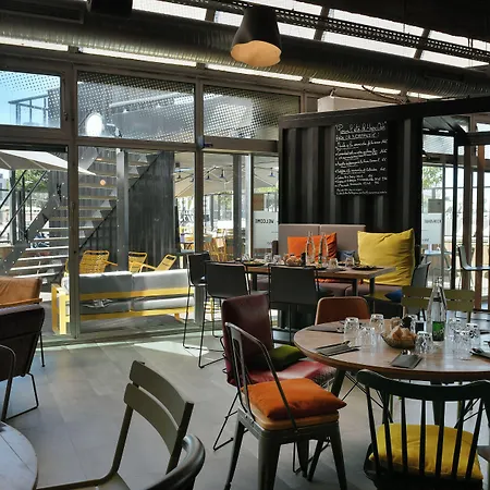 Hotel Mercure Centre Bassin Du Commerce 4*