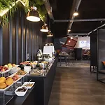 Otel Mercure Centre Bassin Du Commerce 4*