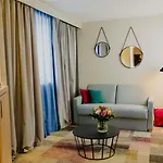 Otel Mercure Centre Bassin Du Commerce 4*
