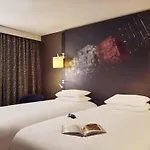 Mercure Centre Bassin Du Commerce 4*