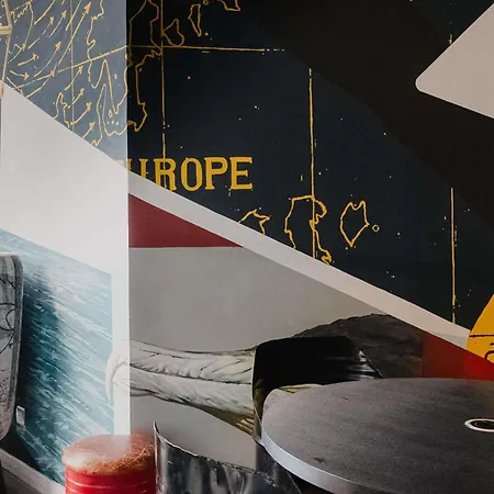 Hotel Mercure Centre Bassin Du Commerce 4*