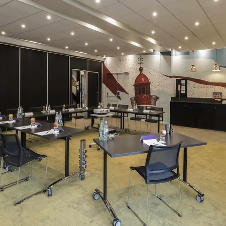 Mercure Centre Bassin Du Commerce 4*