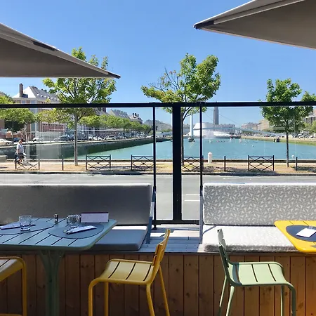 Mercure Centre Bassin Du Commerce 4*