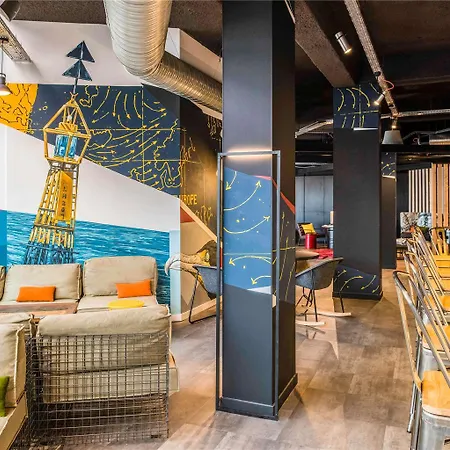 Mercure Centre Bassin Du Commerce Hawr