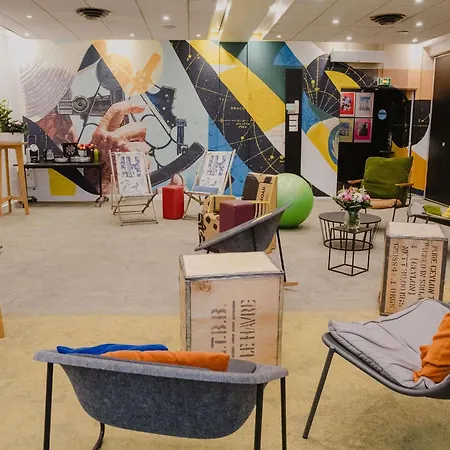 Mercure Centre Bassin Du Commerce 4*