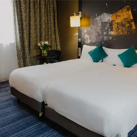 Mercure Centre Bassin Du Commerce 4*