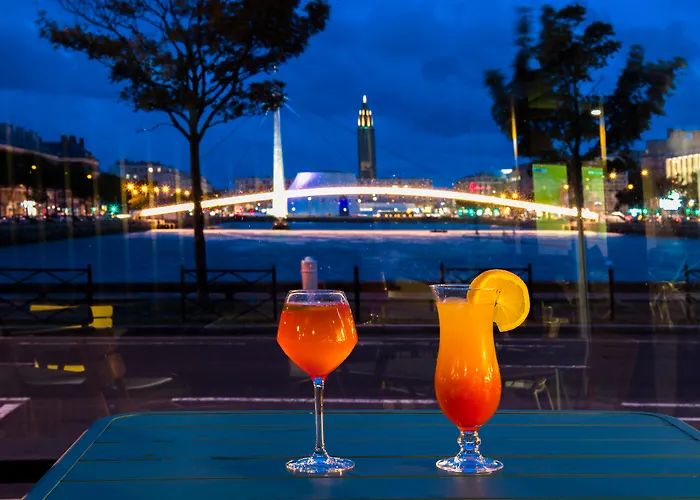 Hotel Mercure Centre Bassin Du Commerce 4*