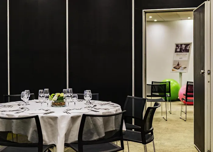 Mercure Centre Bassin Du Commerce 4* Le Havre