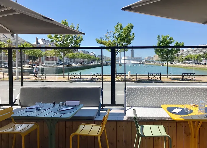 Mercure Centre Bassin Du Commerce 4*