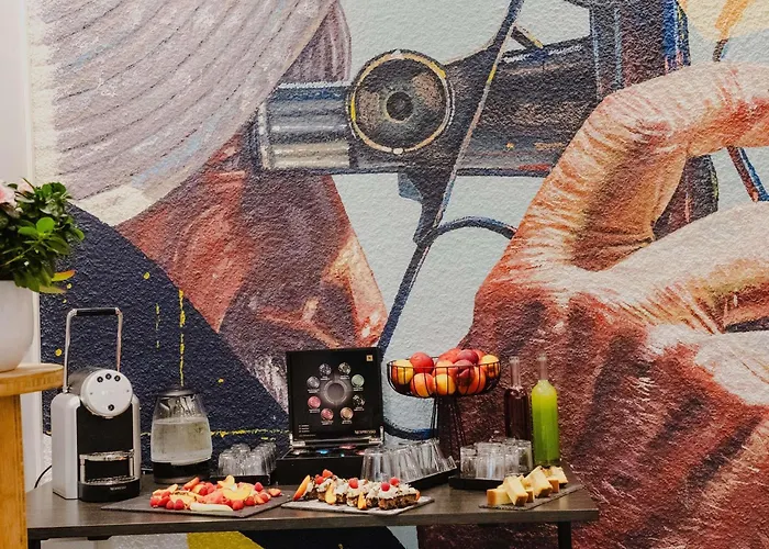 Mercure Centre Bassin Du Commerce Hotel