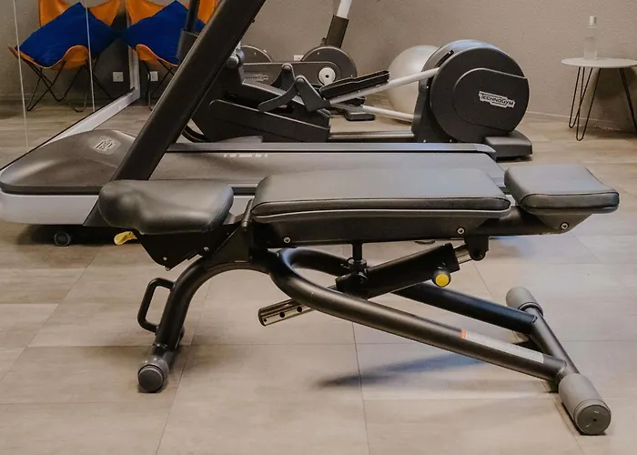 Mercure Centre Bassin Du Commerce Hotel