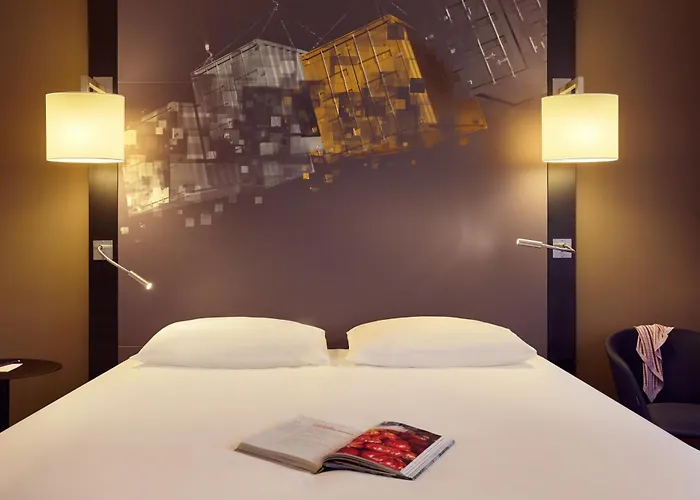 Mercure Centre Bassin Du Commerce